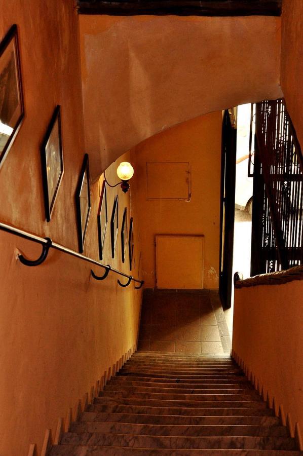Cagliari Novecento Hotell Exteriör bild