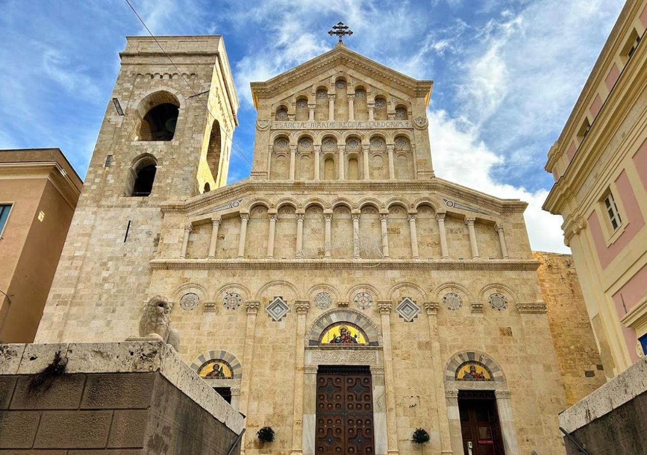 Cagliari Novecento Hotell Exteriör bild