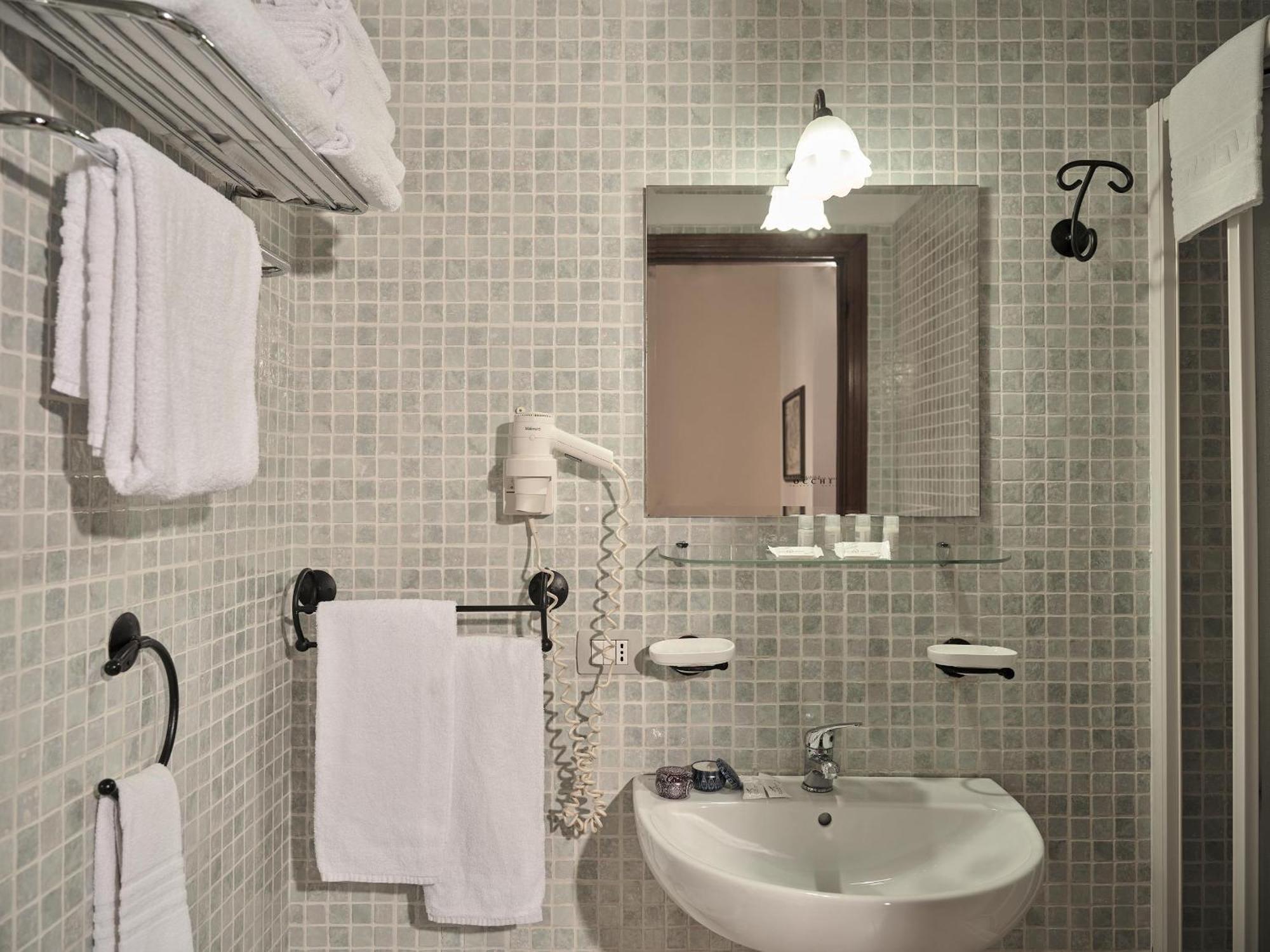 Cagliari Novecento Hotell Exteriör bild